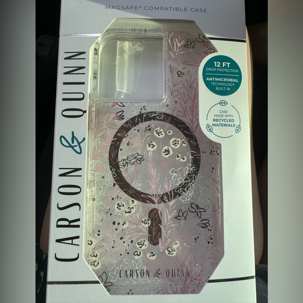 Carson & Quinn iPhone 15 pro max case
